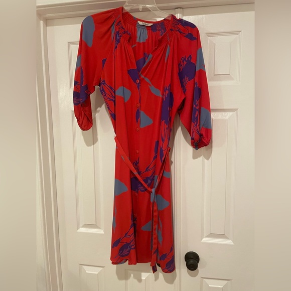 Tucker long sleeve button down tie waist red silk dress - Picture 7 of 7